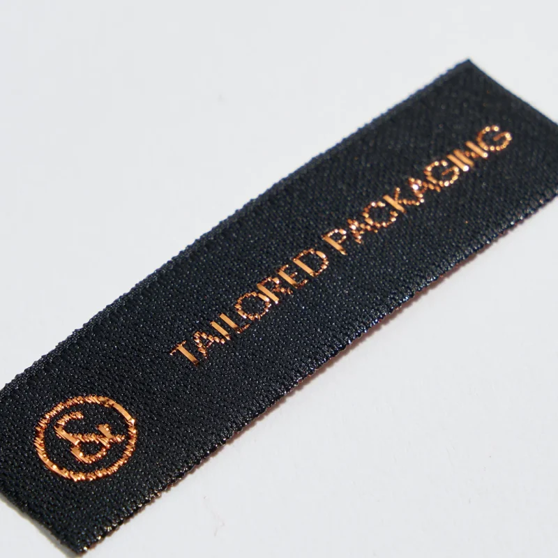 etichetta-nera-arancio